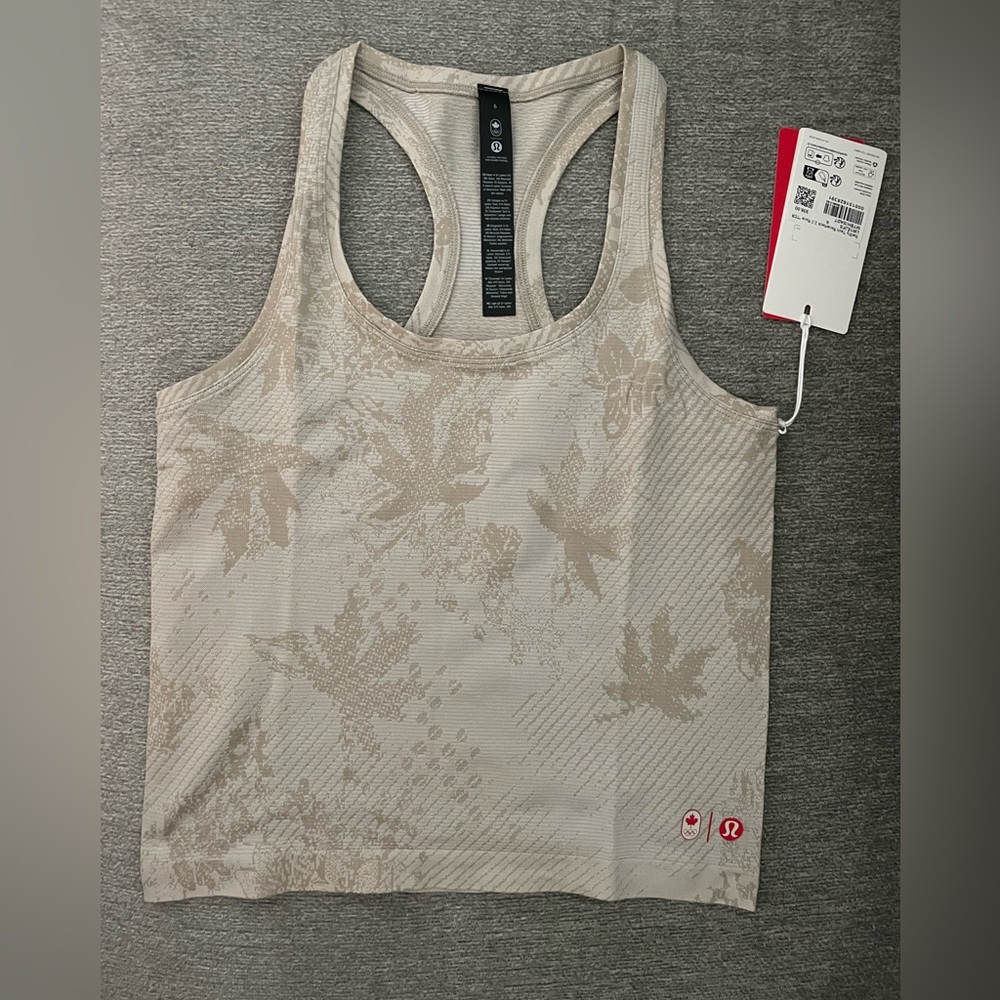 NWT LULULEMON TEAM CANADA SWIFTLY TECH RACERBACK COC LOGO MapleWhite/Sandlot 6